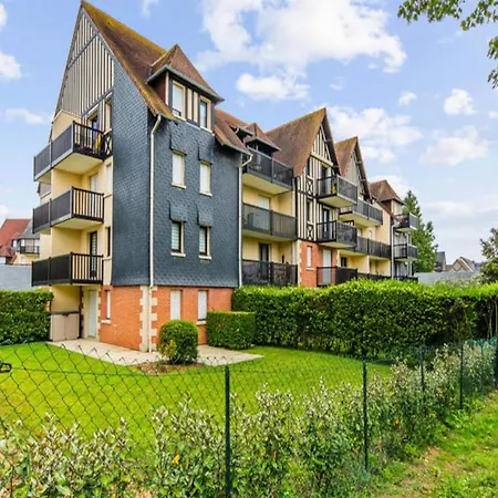 For 4 People Apartman Cabourg
